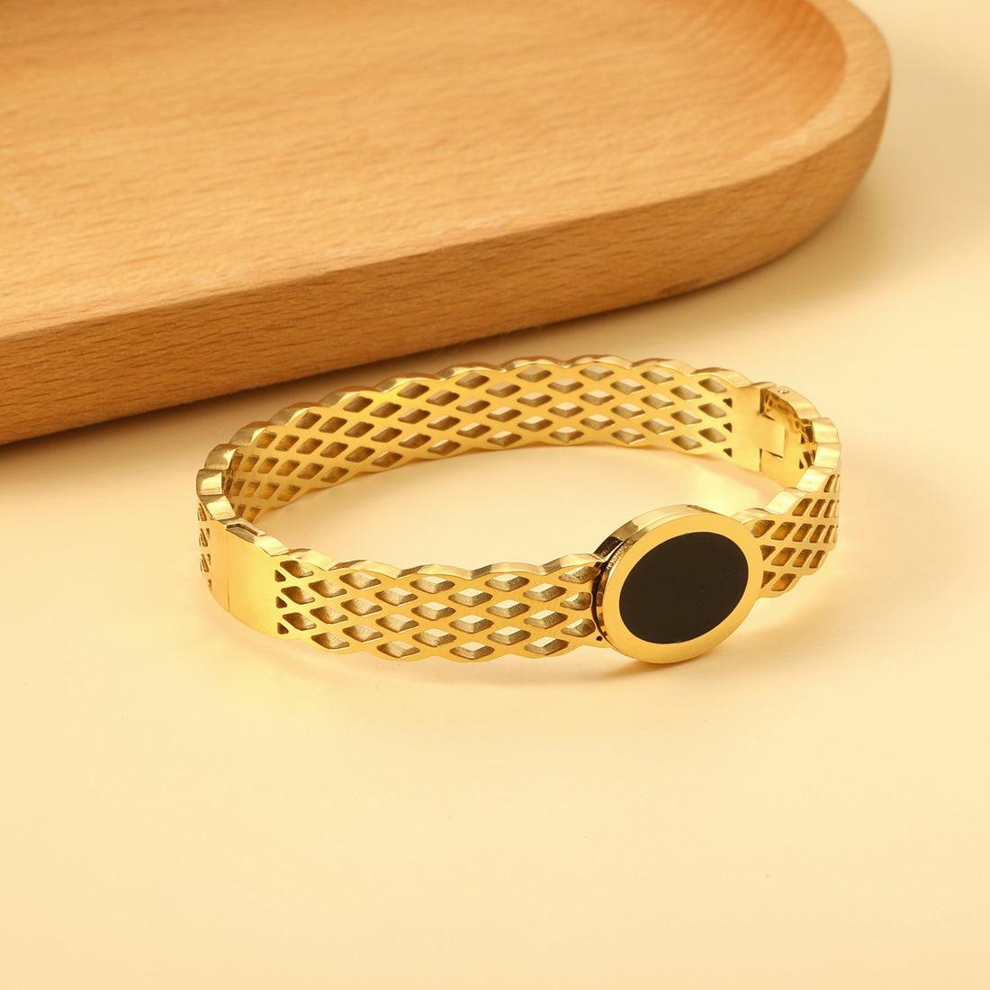 Black Onyx Mesh Bangle