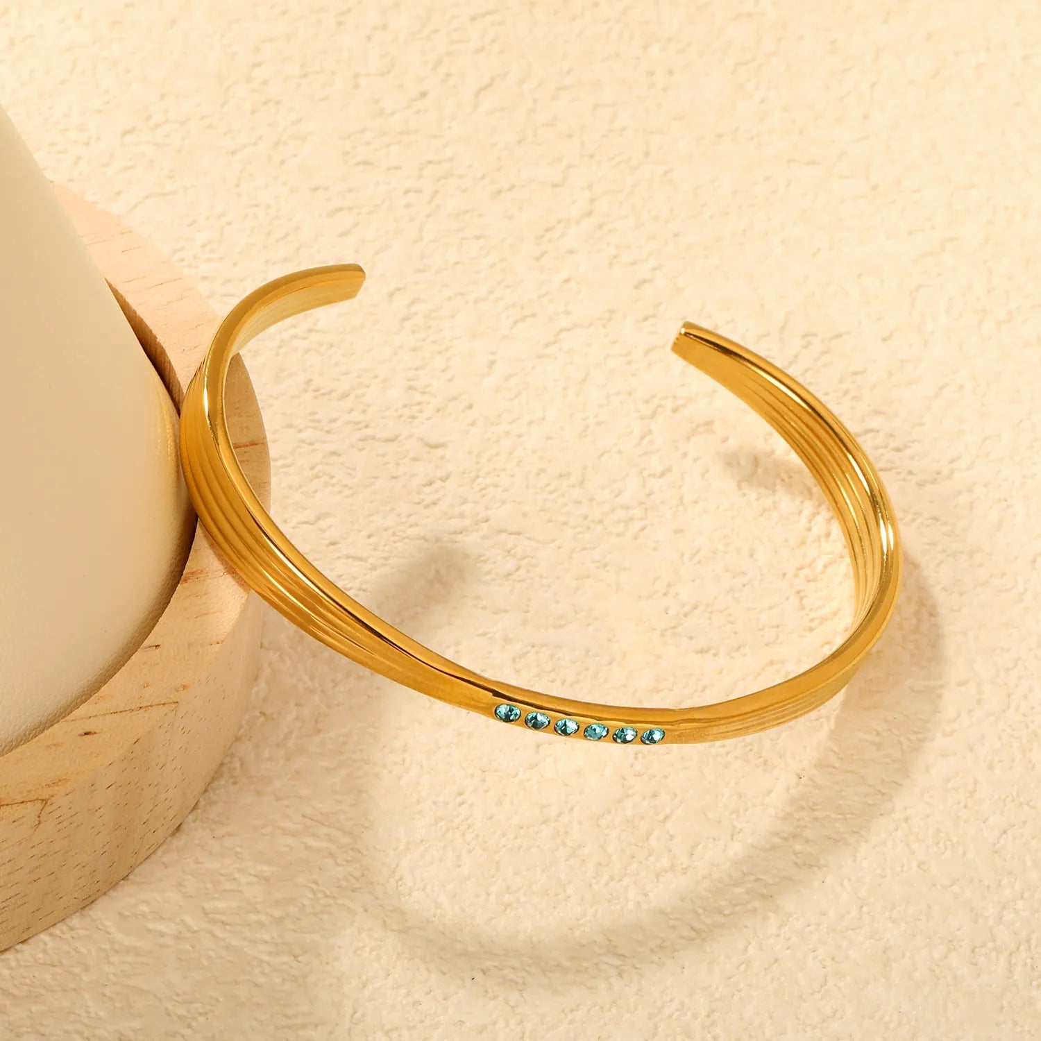 Aura Bicolor Cuff